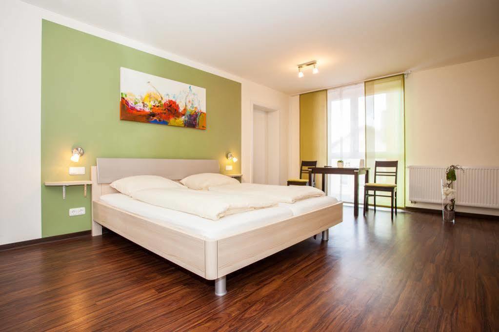 Landhotel Imhof Neuhof  Extérieur photo